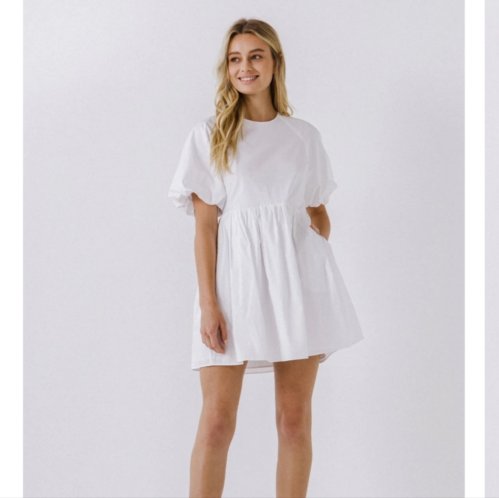 ENGLISH FACTORY Short Balloon Sleeve Mini Dress in White NWT Size Medium